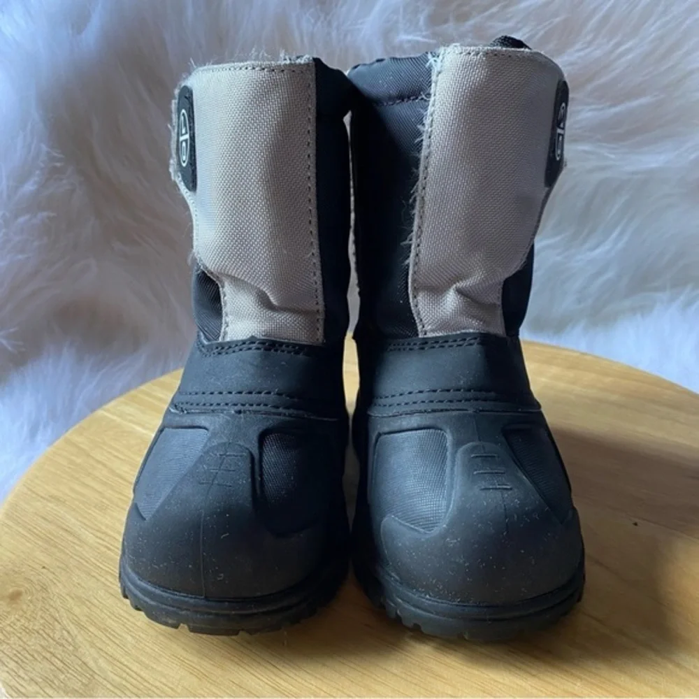Snow Boots Boys Size 7 Slip‎ On